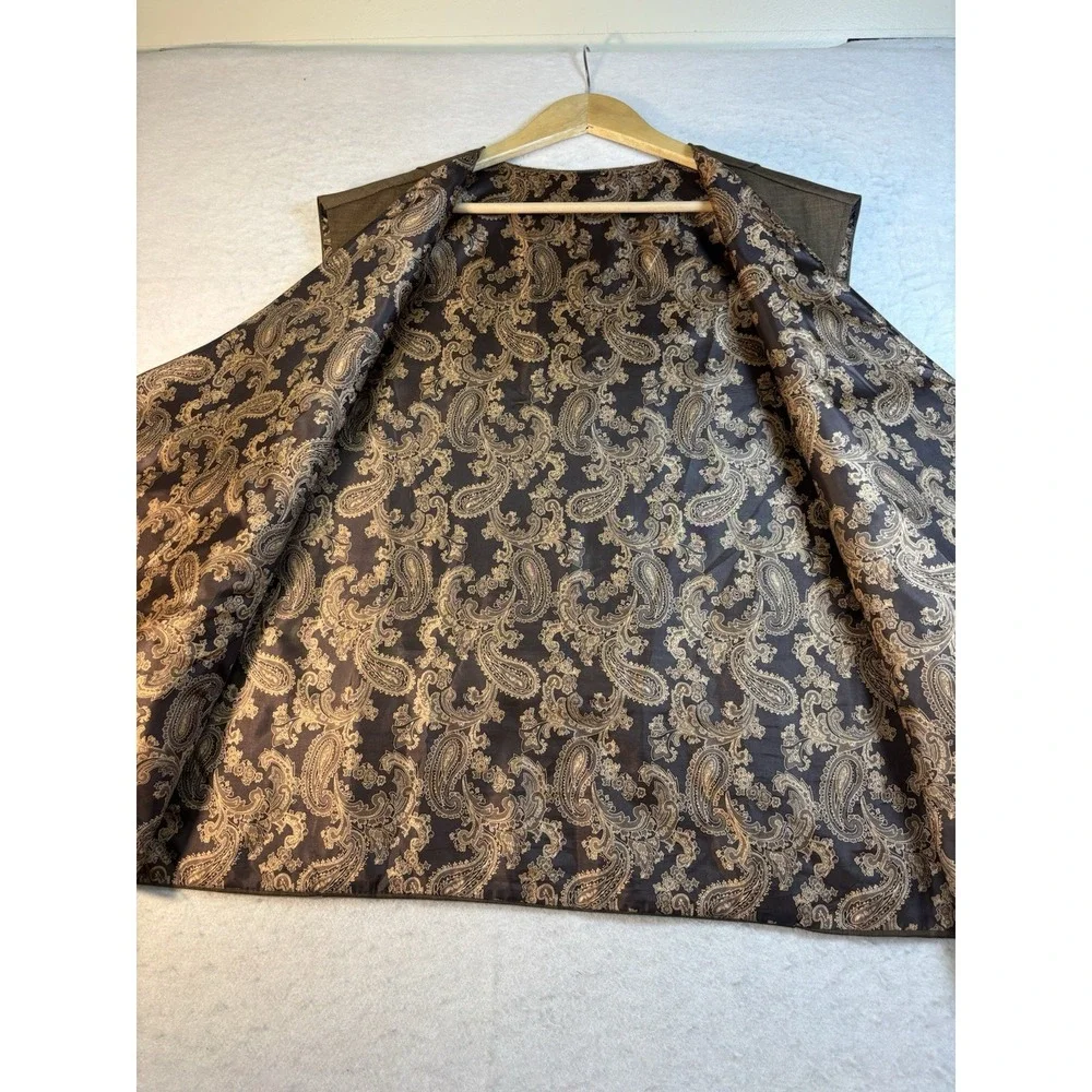 Falcone four button